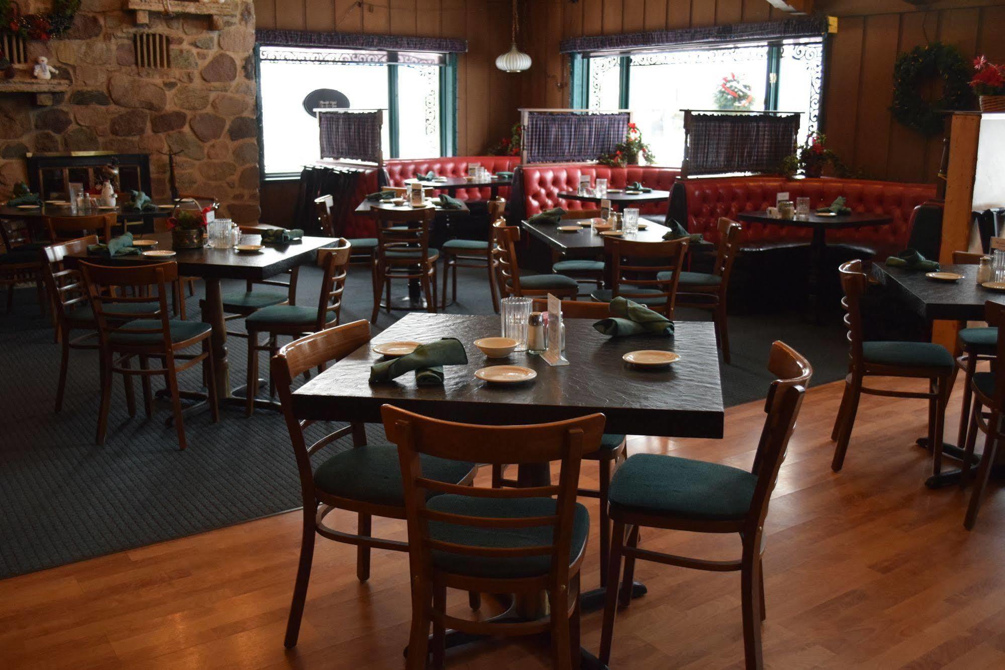 Oneida Village Inn Three Lakes Kültér fotó
